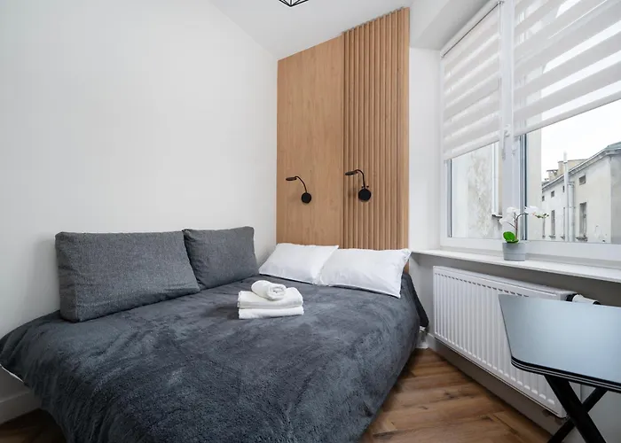 Piotrkowska Grand Avenue By Bookinghost Daire *