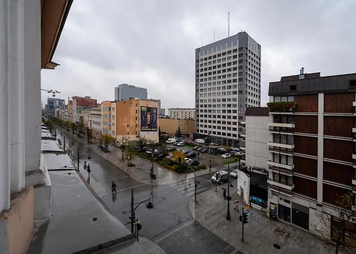 Piotrkowska Grand Avenue By Bookinghost